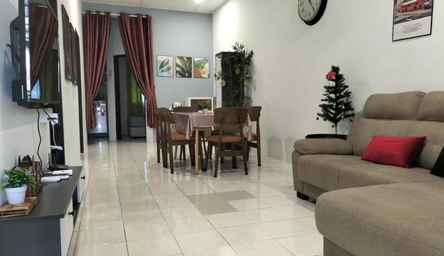 195 Entire Homestay Seremban , Mutiara Galla , Gateway, Ainsdale, Labu