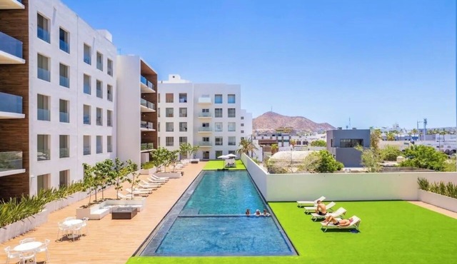 2-bedroom apartment in awesome Cabo San Lucas with private hot tub