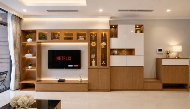 2-bedroom condo in beautiful Thành phố Hồ Chí Minh with AC