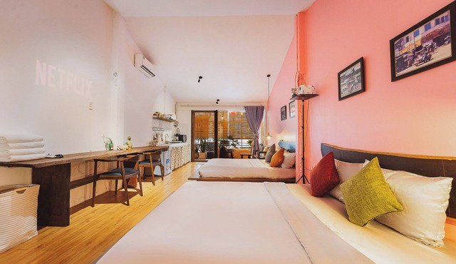 2 Beds Saigon Retro Stay In District 1