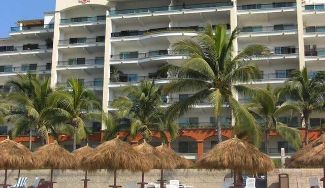 2 Br Five Star Playa Royale Residences Building