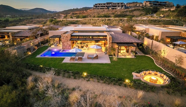 2 FREE NIGHTS IN CABO at Enclave West #15!