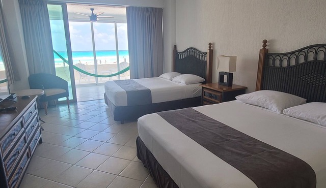2 Steps to the Beach 2 bedroom apartment