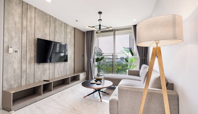 2BR Luxury in District 7