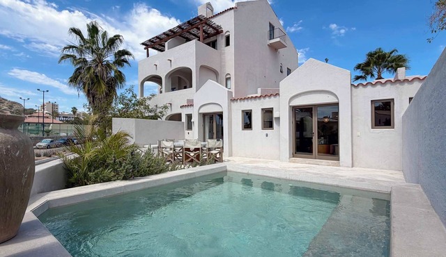 3BR Pool & Private Terrace with Jacuzzi in Casa Nima
