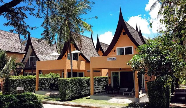 4 Bedroom Deluxe Beach Villa 21C, Blue Haven Bay Resort in Ko Chang