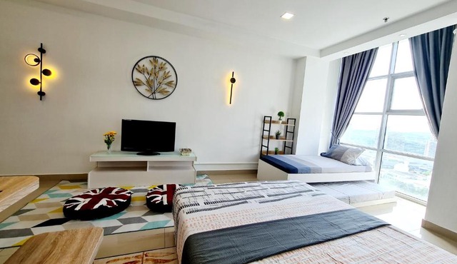 4 Guest Studio Subang Jaya SS15 Courtyard First Subang LRT SS15 Subang Jaya Medical Center Subang Parade Nu Empire Subang Inti College Taylors College in Subang Jaya