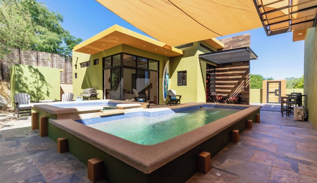 5BR/5B bath Los Barriles Retreat w/Pool, Hot Tub & Sea of Cortez Views