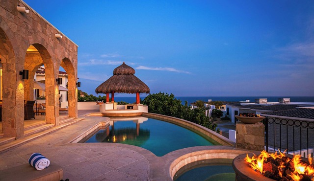 6BR Luxury Villa with Beach Club Access.