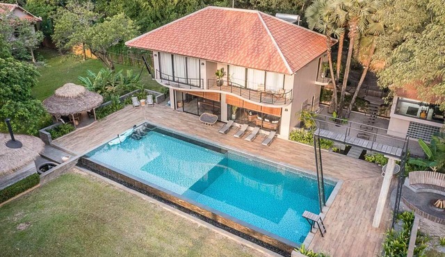 6BR Serene Garden Villa, Archery & Pool