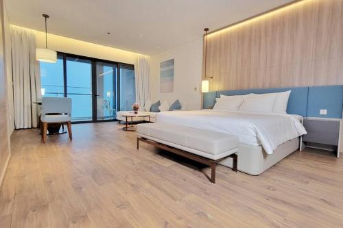 A La Carte - Modern Residence