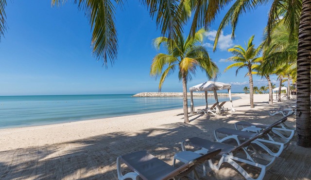 Aak-Bal All Suite Resort in Champoton