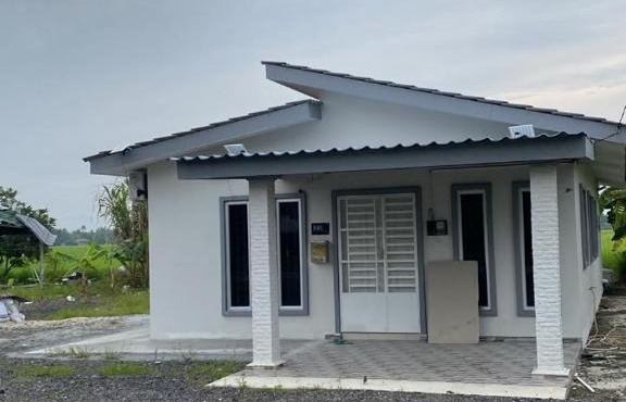 Adam homestay