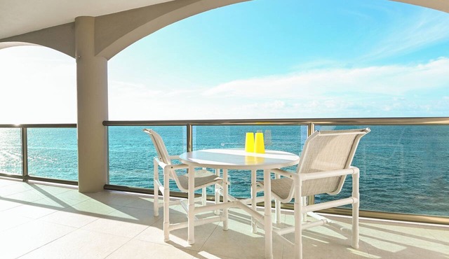 Affordable Luxury w/Sunset Views El Cantil 7BN