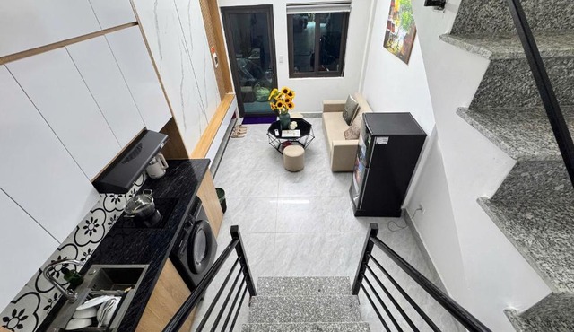 Aira Kim Ma Apartment