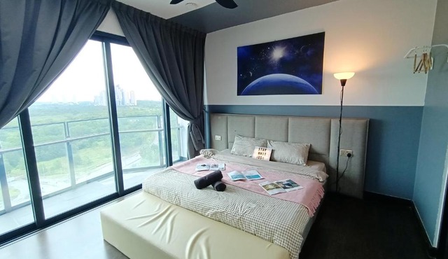 Almas Suites 알마스 스위트 갤럭시 스페이스 넷플릭스 바 STAY