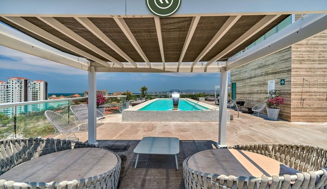 Amazing 2 BR Condo - Marina - Rooftop Pool - Gym