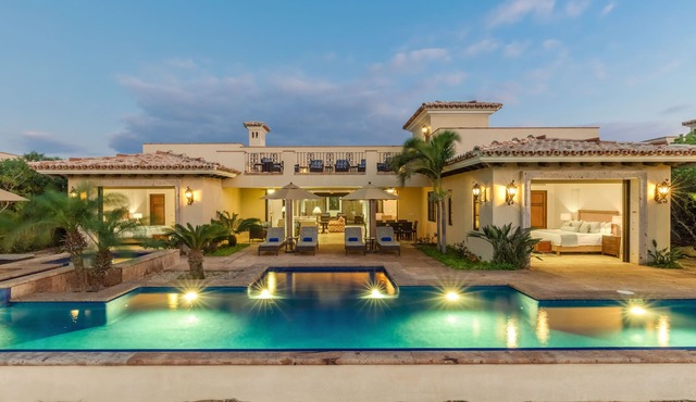 AMAZING GOLF VILLA @ DIAMANTE CABO SANLUCAS, UNBLOCK VIEW, HIT BALLS AT BACKYARD