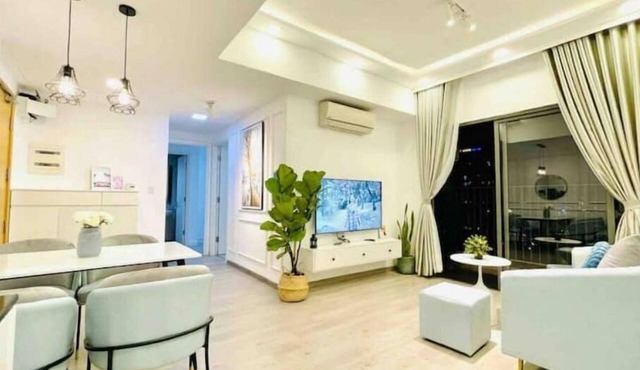 AmbiHOME 2Br Masteri Thao Dien T2 view Landmark 81 in Quận 2