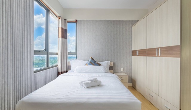 AmbiHOME Premium River view 3BR 2WC Masteri Thao Dien T2