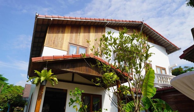 ANGKOR DINO B&B