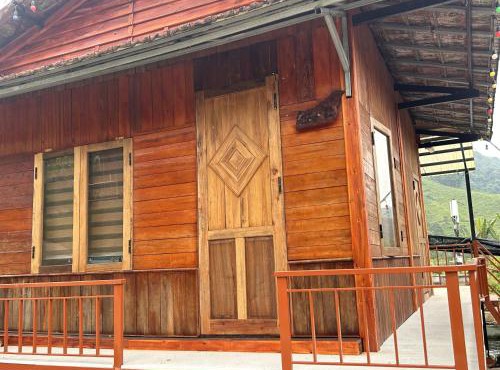 Anor Farmstay Bungalow - Family