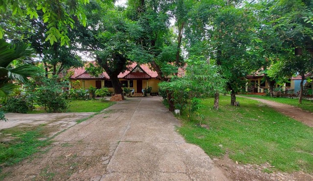 Anouxa Riverview Guesthouse