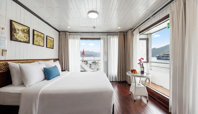 Aqua Legend Cruise - Lan Ha Bay