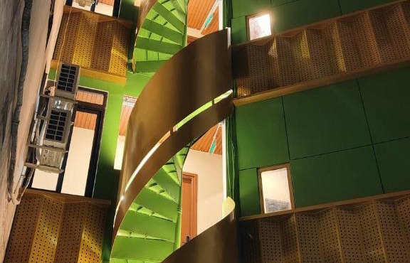 ARA Gem Hotel