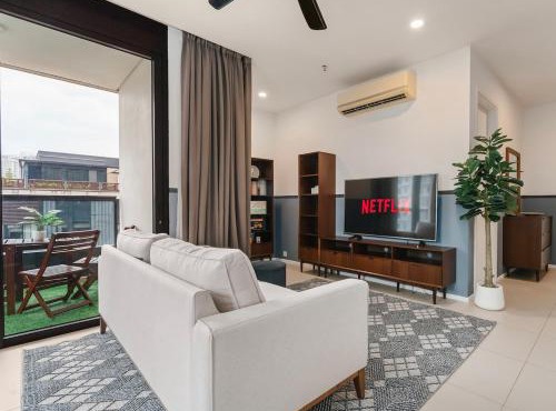 Arcoris Soho 163 Mall Luxury 2Bedroom With City View