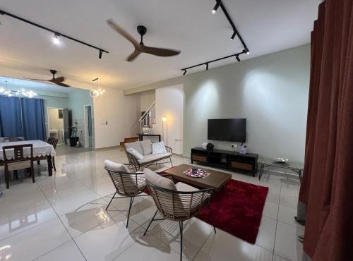Ayden Modern Homestay