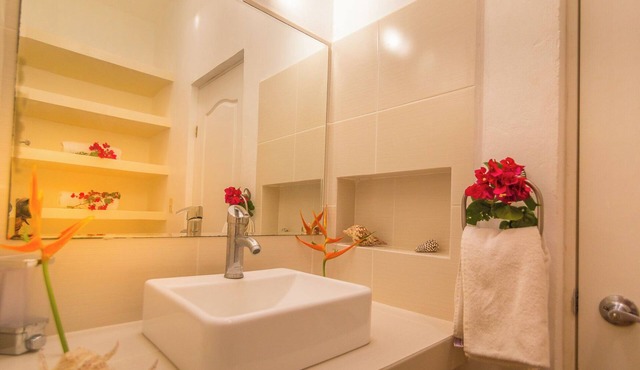 Azcapri Villa Boutique & Spa #8 Squid -4 Double Beds-