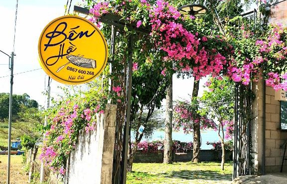 Bến Hồ Homestay