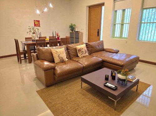 Baan Surawong 390 heriteg house