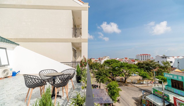 Babylon Hoi An Cnetral Villa