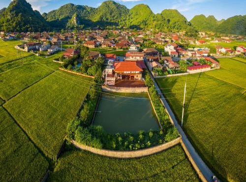 Bac Son Homestay