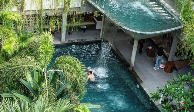 Baitong Hotel & Resort