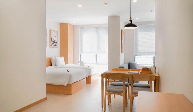 Bcons City Hotel