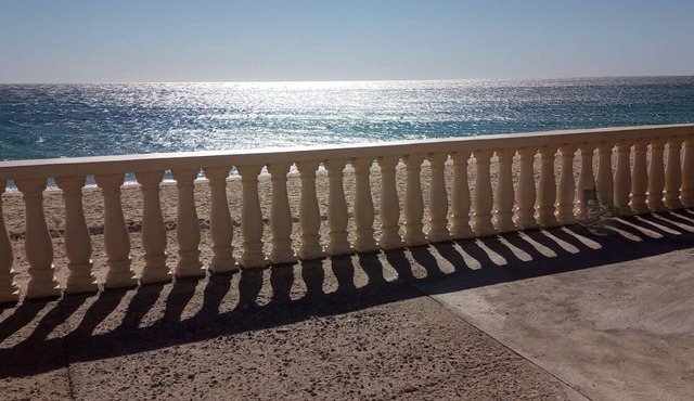 Beachfront 4 bedrooms and 4 Bathrooms Main house and 2 casitas.