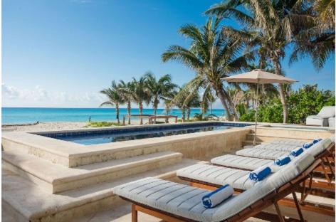Beachfront Casa de Playa