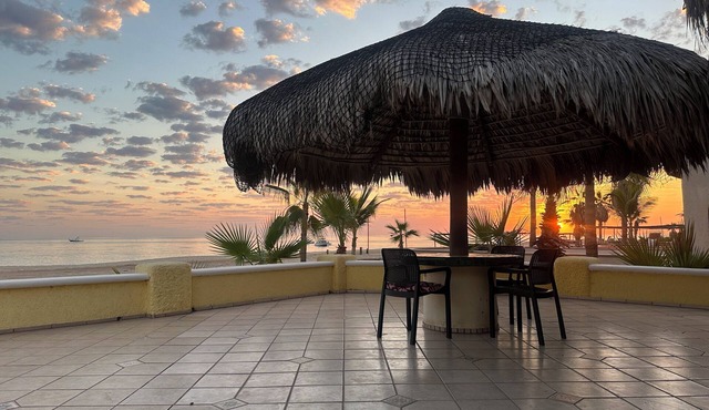 Beachfront Casa with All the Amenities of Home!