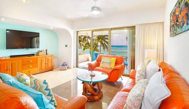 Beachfront Paradise 2 BR in Puerto Aventuras