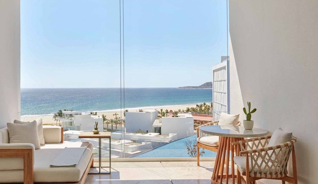 Beachfront Property! Balcony, 5 Pool, Pet-friendly, Steps to Hotelera Beach!
