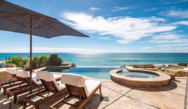 Beachfront Villa, Private Pool & Access to Fitness Center & Private Beach Club