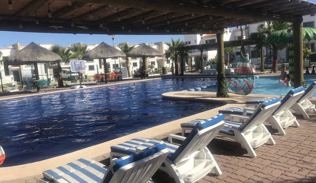 Beautiful and private house near Playa Cerritos