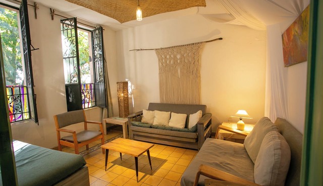 Beautiful, entirely private apartment