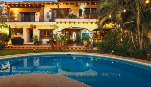 Beautiful home in Zona Dorado Bucerias, 2 blocks from beach with ocean views
