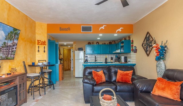Beautiful Marina Pinacate 414 Pool and Ocean View