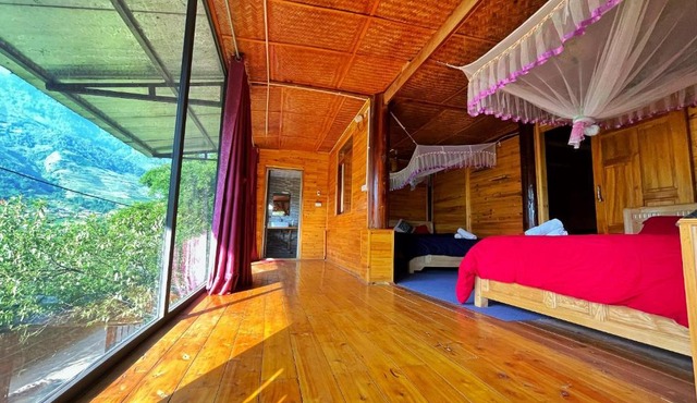 BEES HOMESTAY SAPA