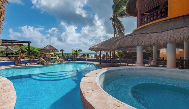 Bella Mar: Ocean Front w/Pool Views